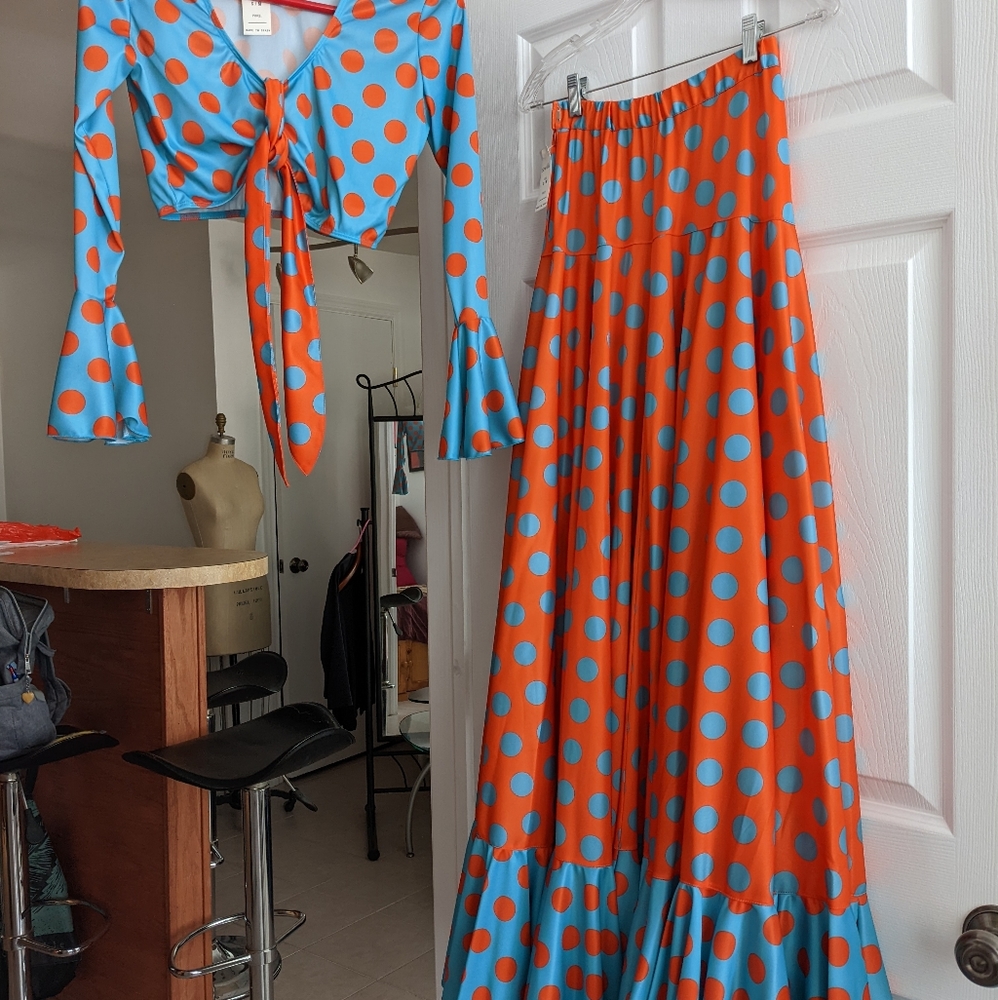 Flamenco dance 2 piece outfit